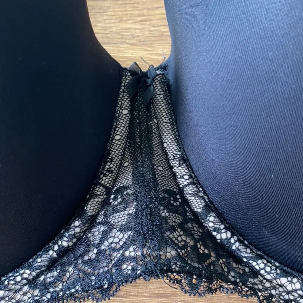Torrid lace Balconette Lined Underwired Strapless Option Bra Black 46D‎